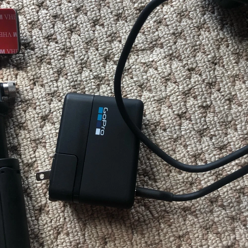 NEW Go Pro Hero 6 4k waterproof - never used. (Plus accessories)